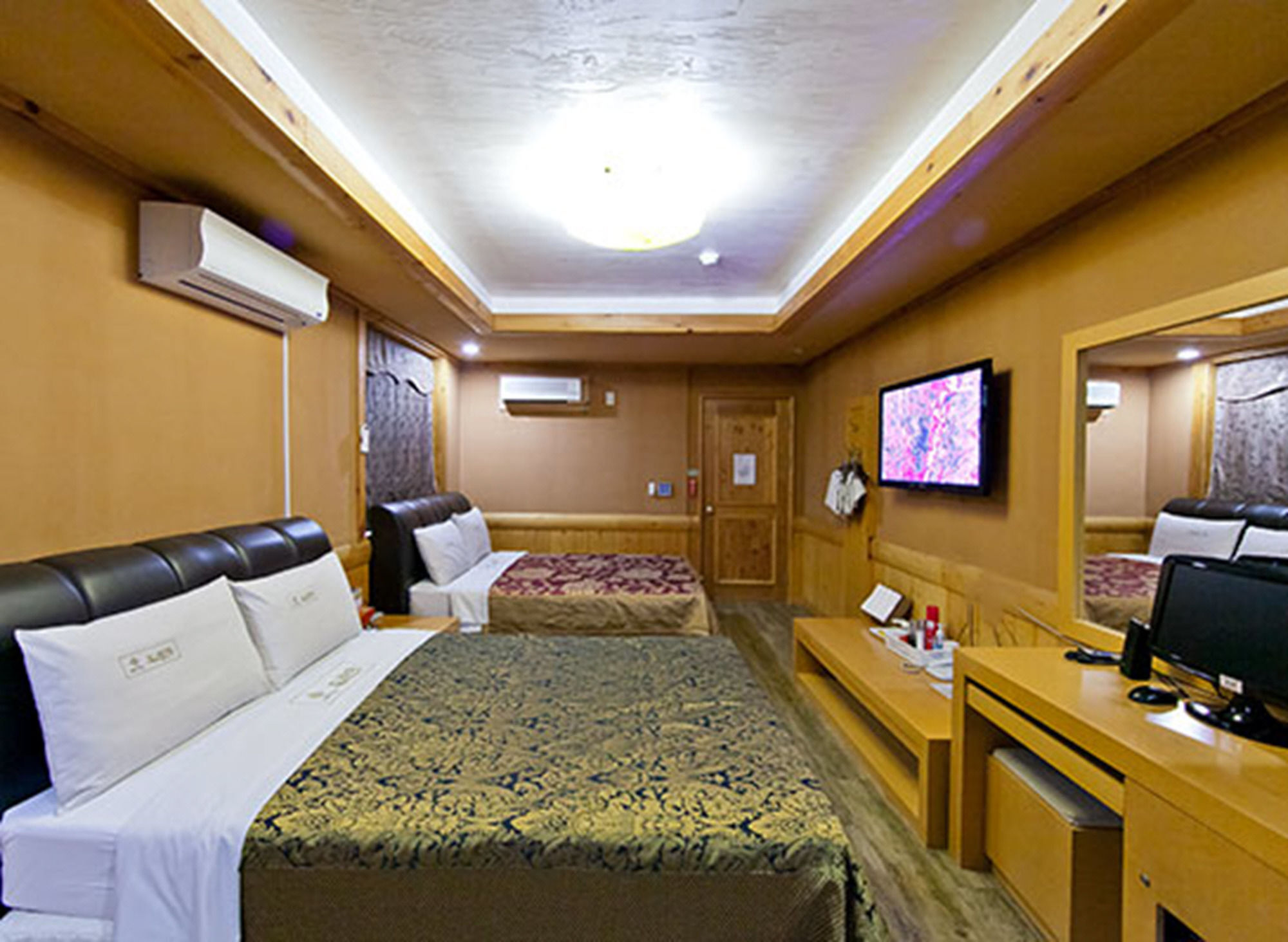 Drama Motel Борьонг Екстериор снимка